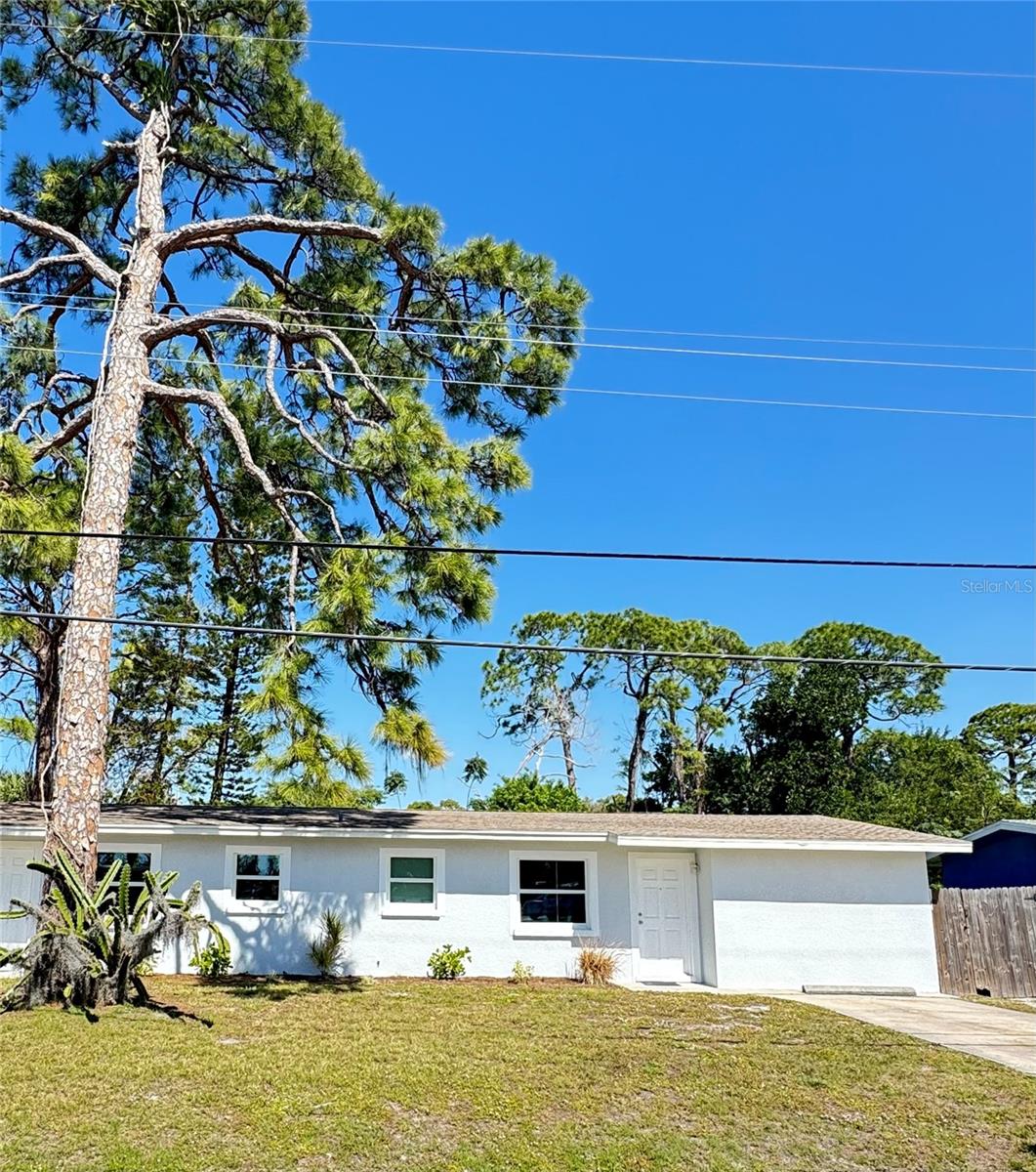 2025 CASS ST, SARASOTA, FL, 34231