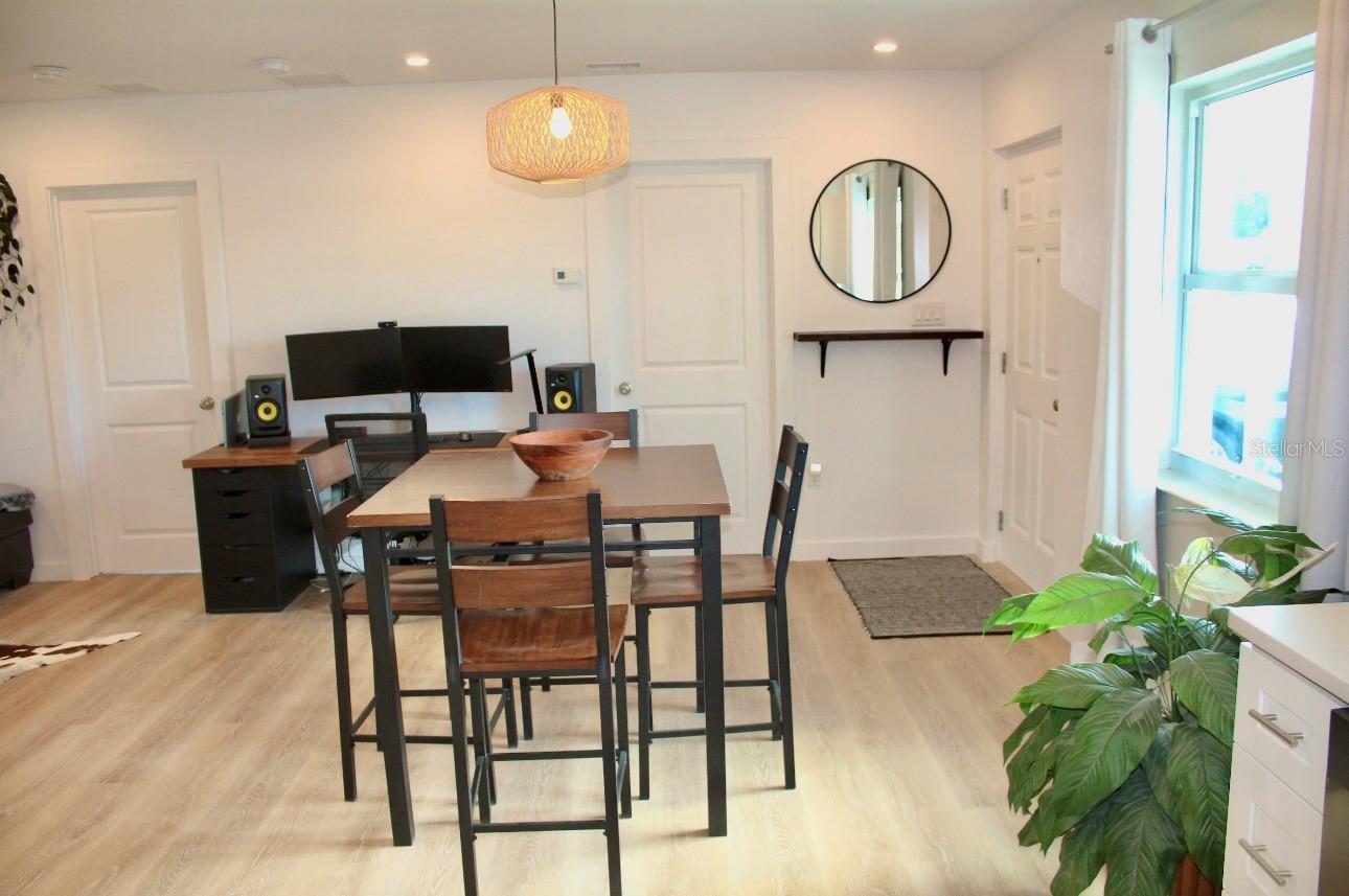 2025 CASS ST, SARASOTA, FL, 34231