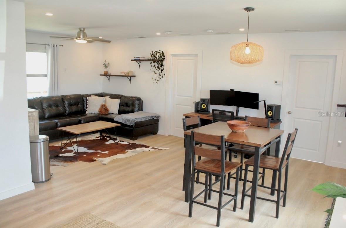 2025 CASS ST, SARASOTA, FL, 34231