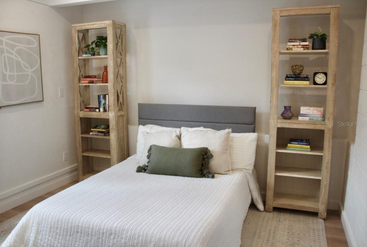 2025 CASS ST, SARASOTA, FL, 34231