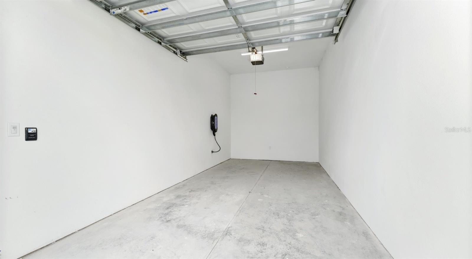 2500 CONSERVE CIR #Magnolia, APOPKA, FL, 32703