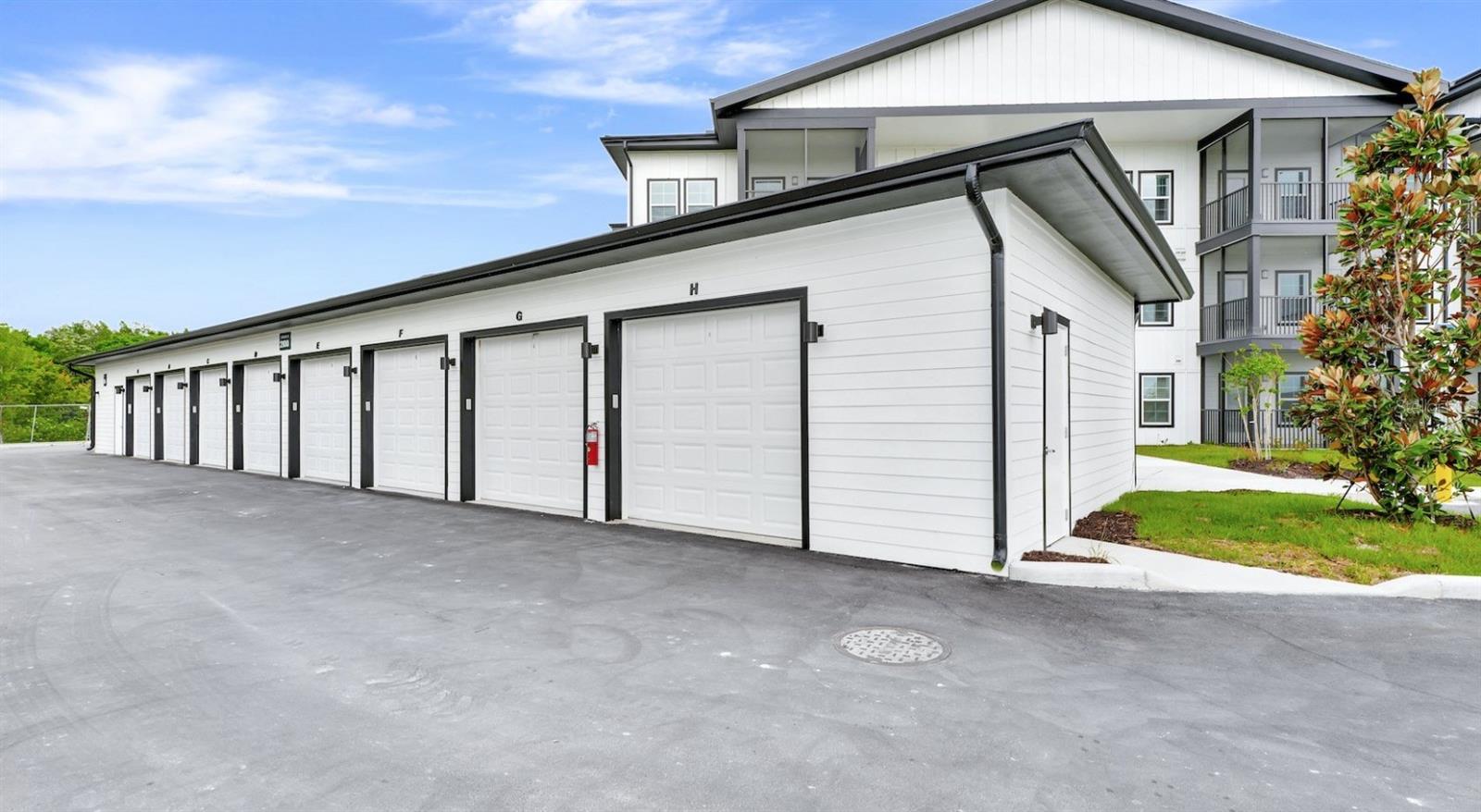 2500 CONSERVE CIR #Magnolia, APOPKA, FL, 32703