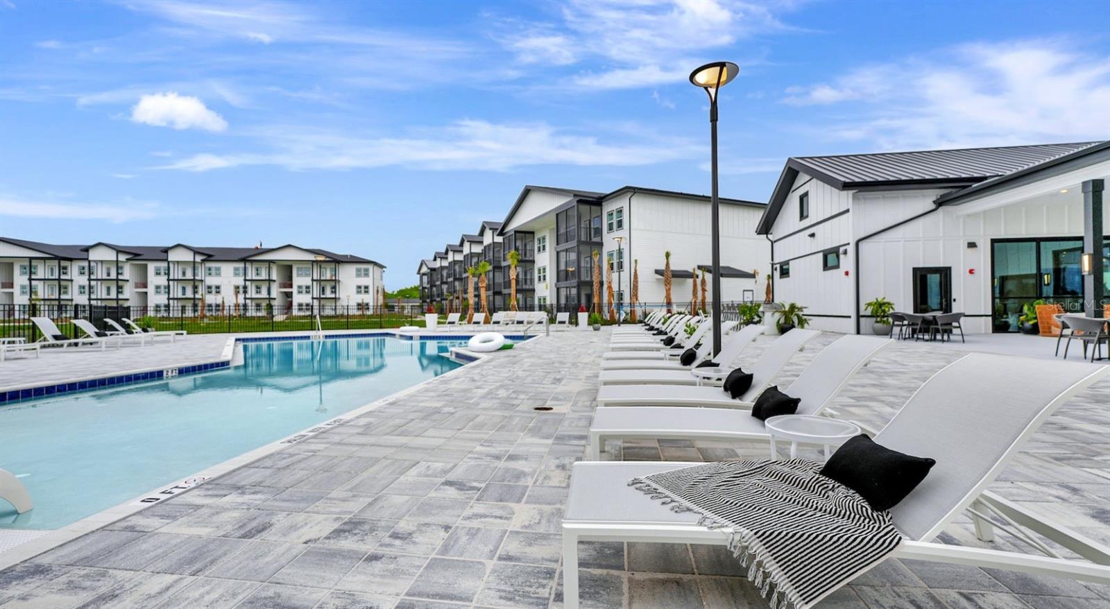 2500 CONSERVE CIR #Magnolia, APOPKA, FL, 32703