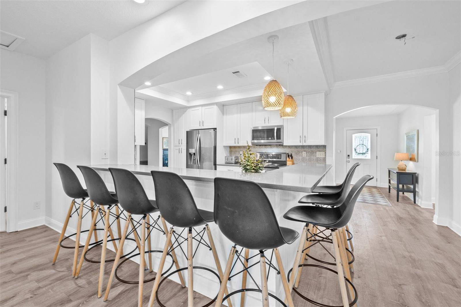 10819 SEMINOLE DR N, ST PETERSBURG, FL, 33708