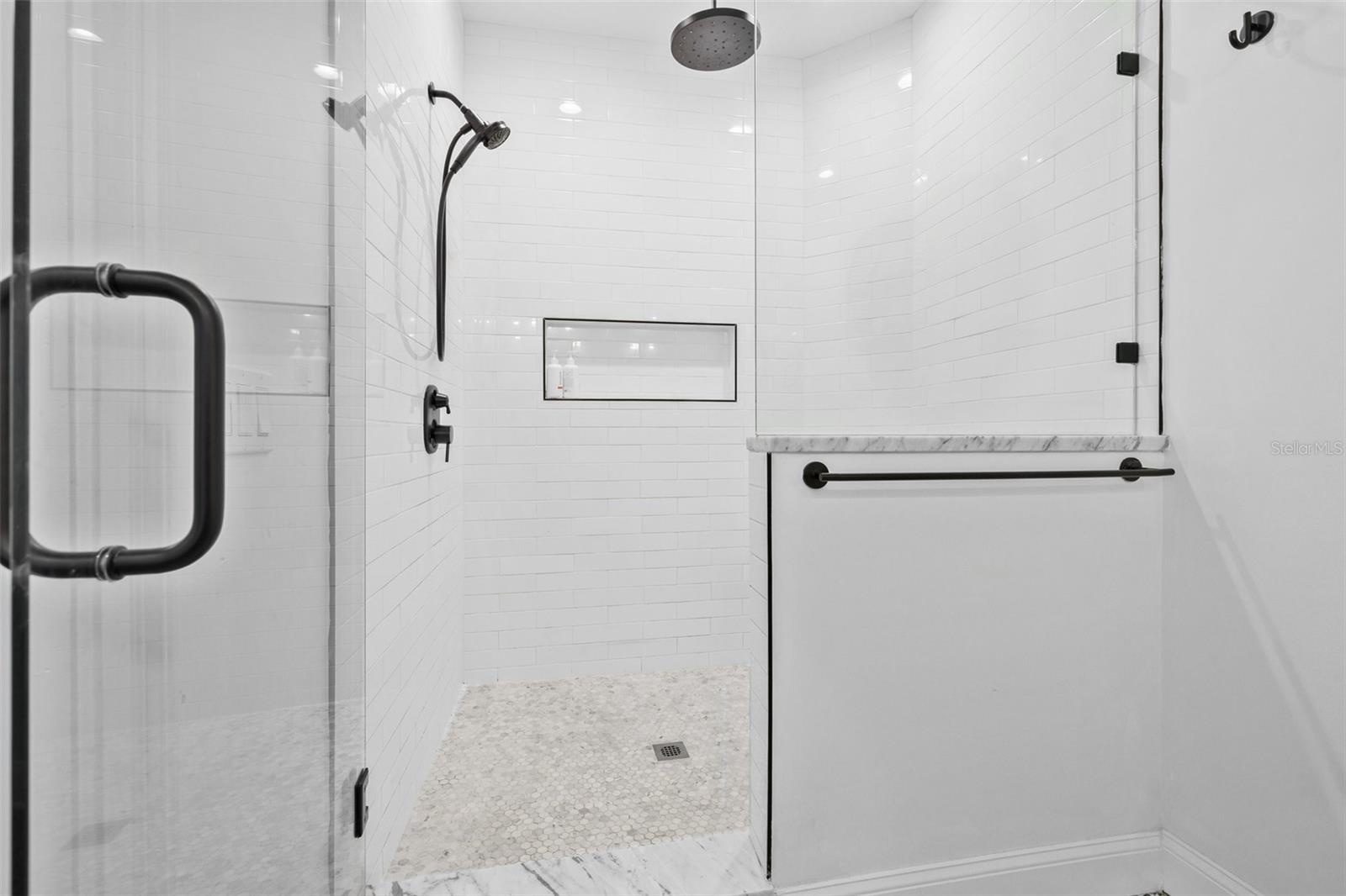 10819 SEMINOLE DR N, ST PETERSBURG, FL, 33708