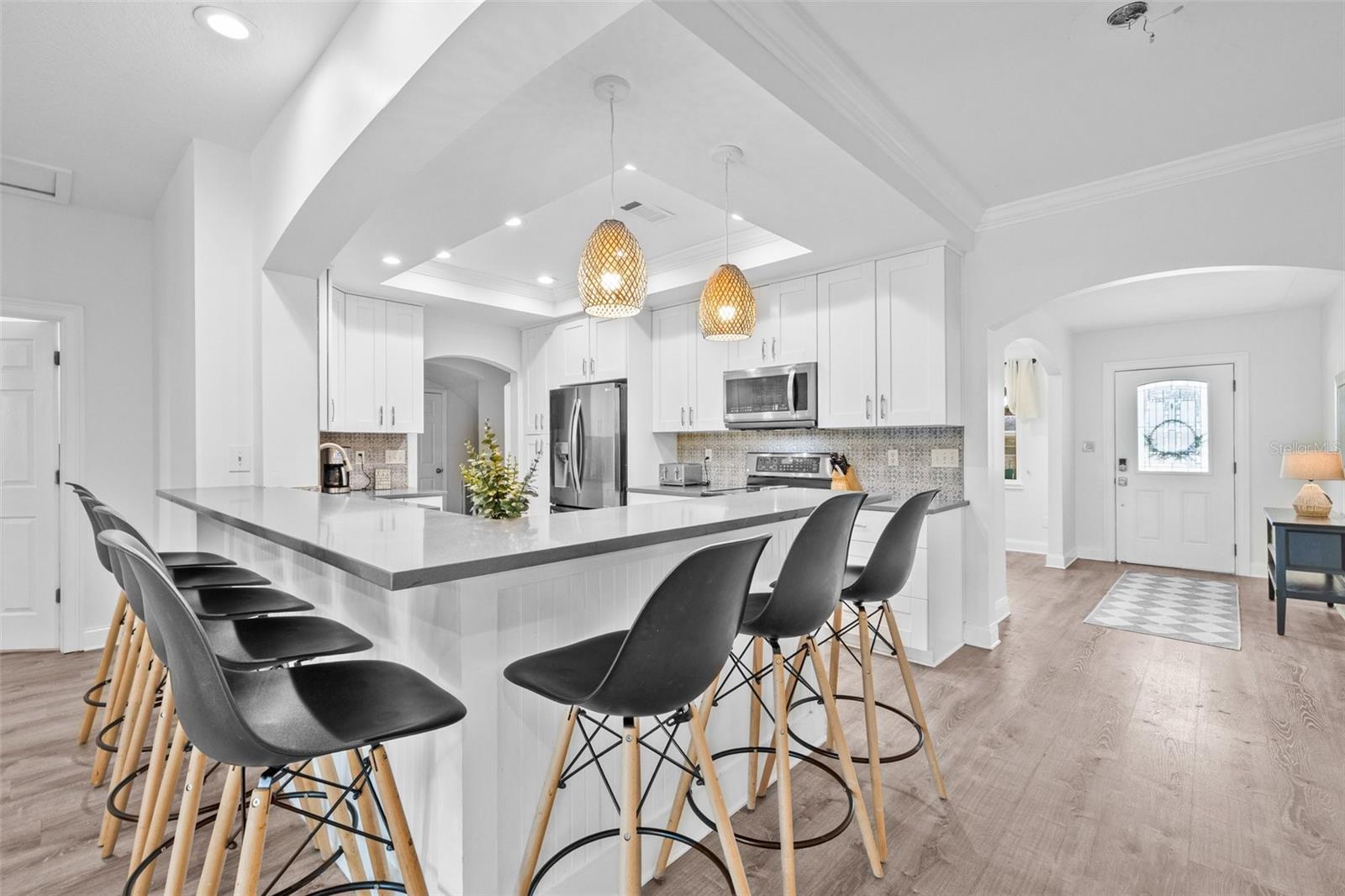 10819 SEMINOLE DR N, ST PETERSBURG, FL, 33708