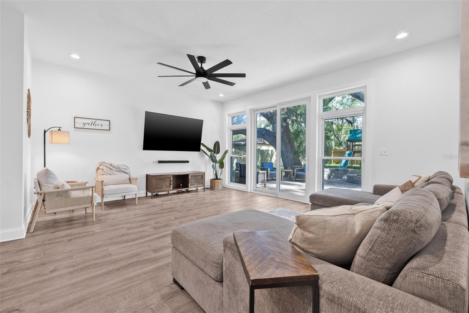 10819 SEMINOLE DR N, ST PETERSBURG, FL, 33708