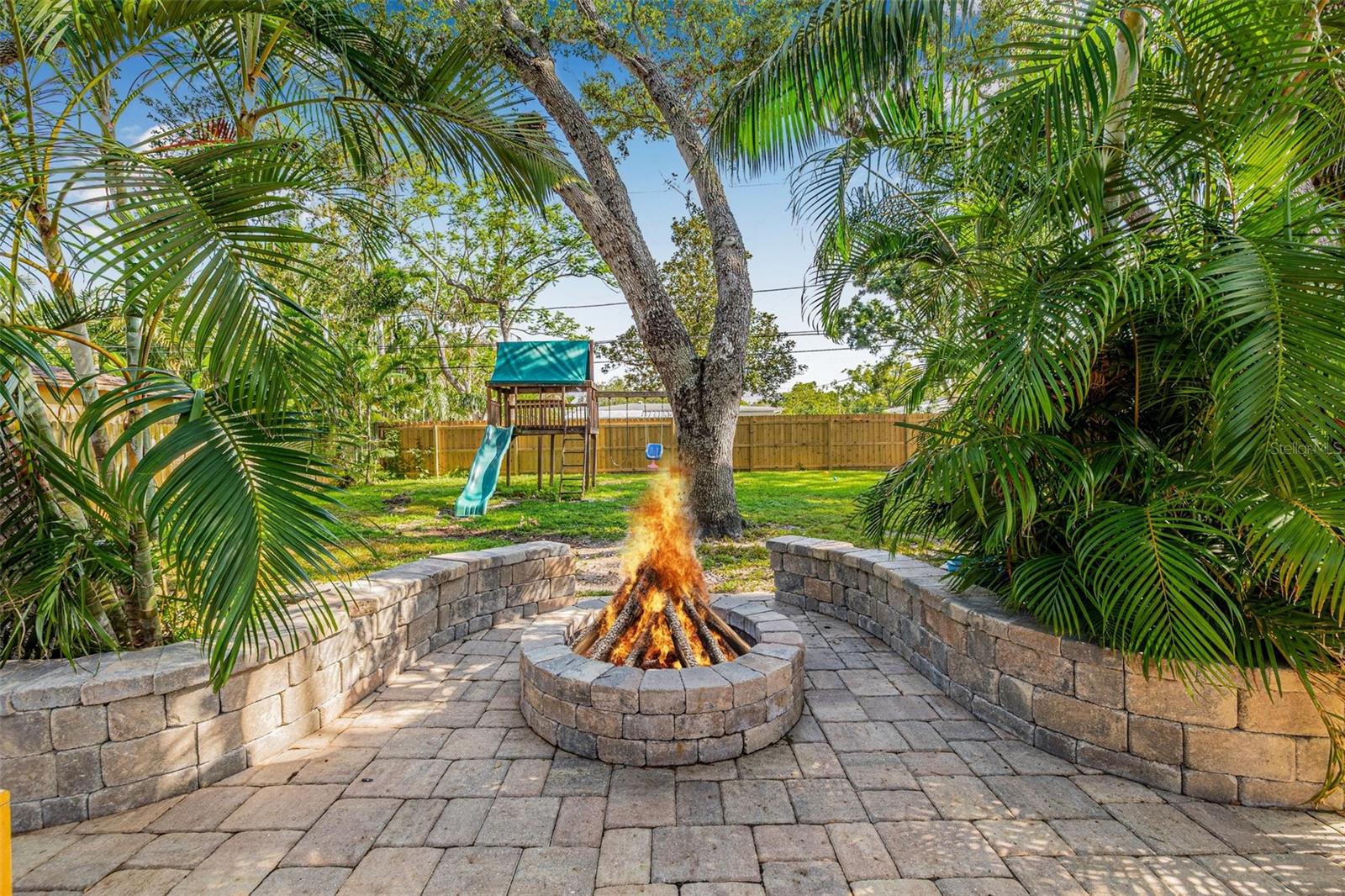 10819 SEMINOLE DR N, ST PETERSBURG, FL, 33708