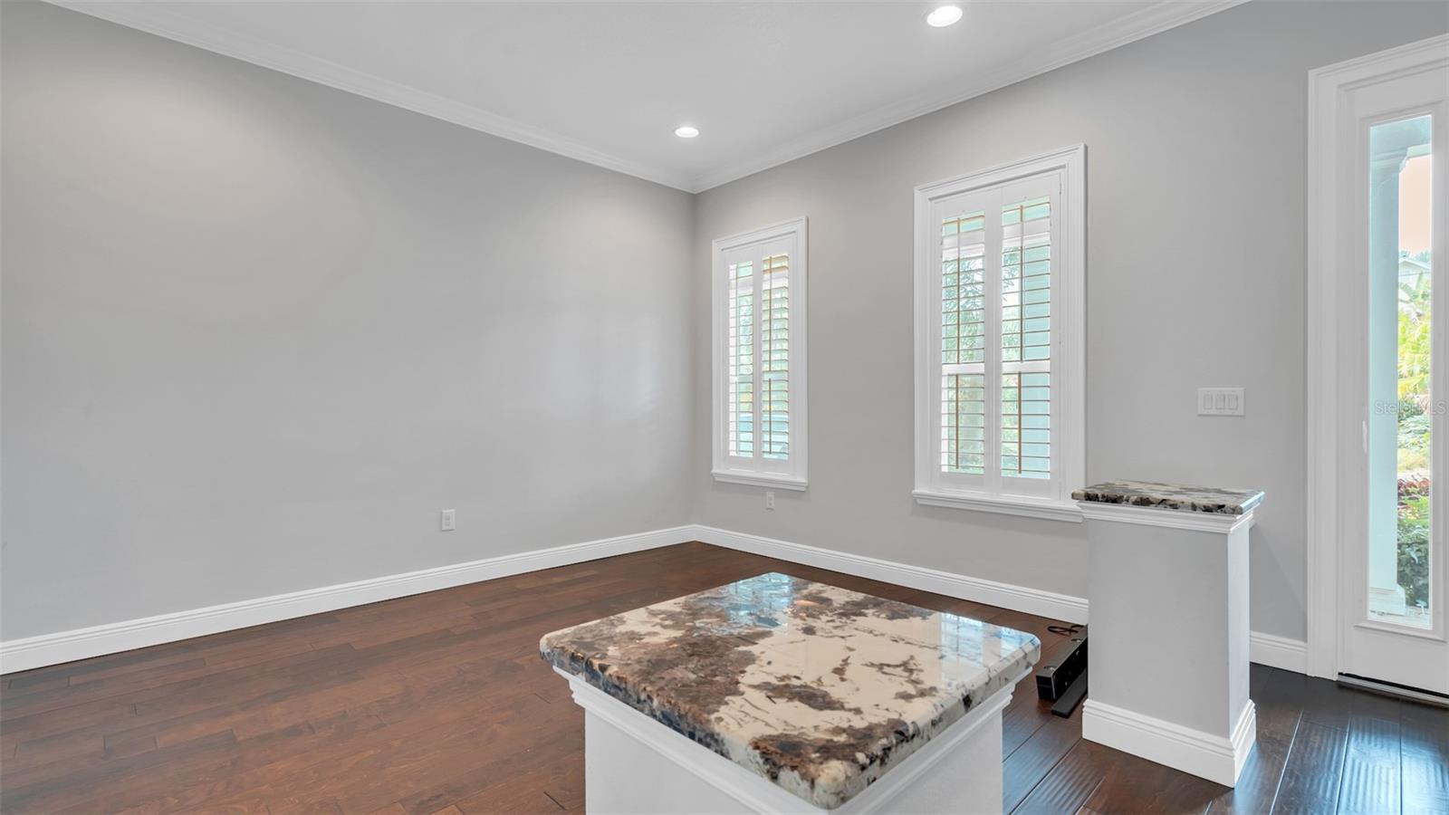 4605 W KENSINGTON AVE, TAMPA, FL, 33629