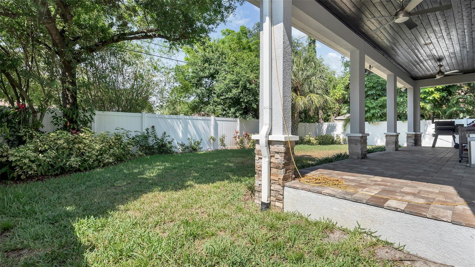 4605 W KENSINGTON AVE, TAMPA, FL, 33629