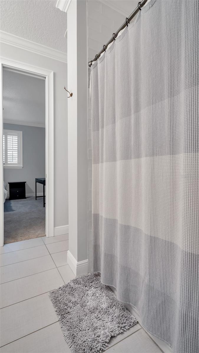 4605 W KENSINGTON AVE, TAMPA, FL, 33629