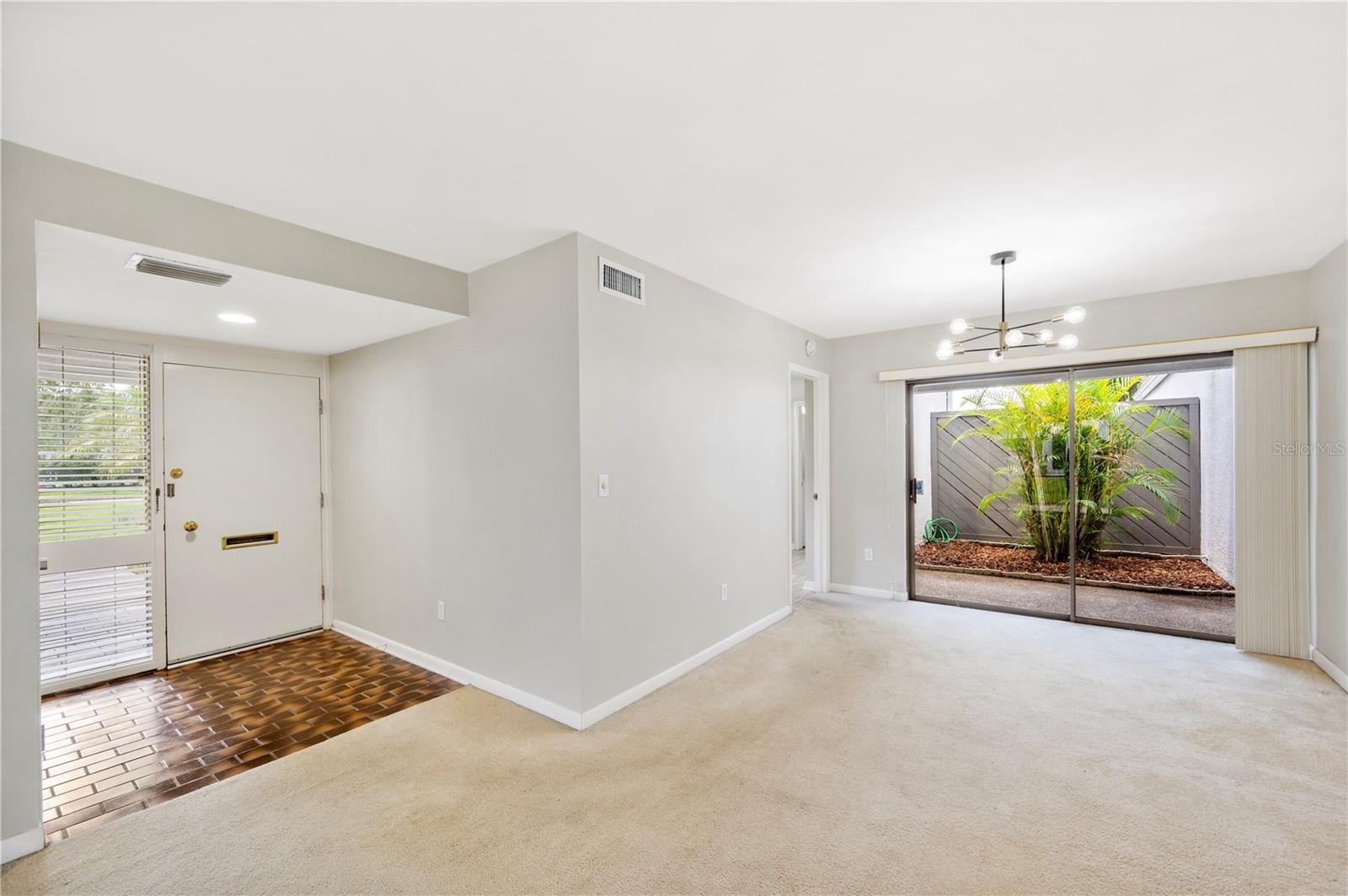 4006 CYPRESS LANE #4006 #4006, TAMPA, FL, 33618