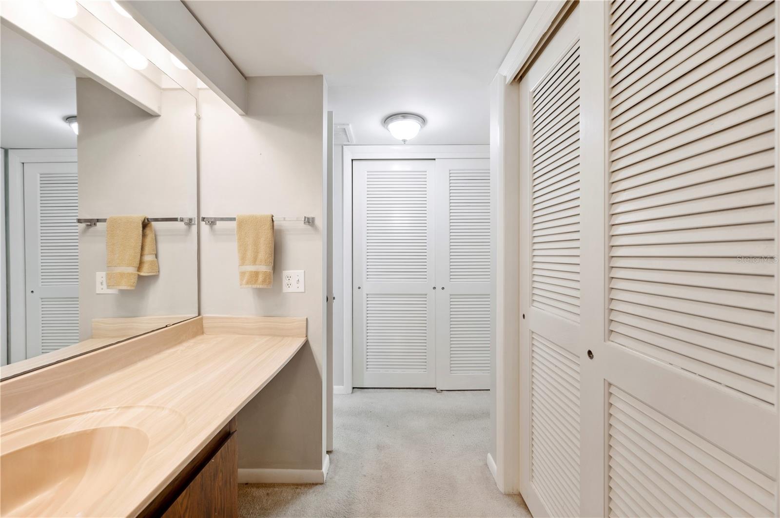 4006 CYPRESS LANE #4006 #4006, TAMPA, FL, 33618