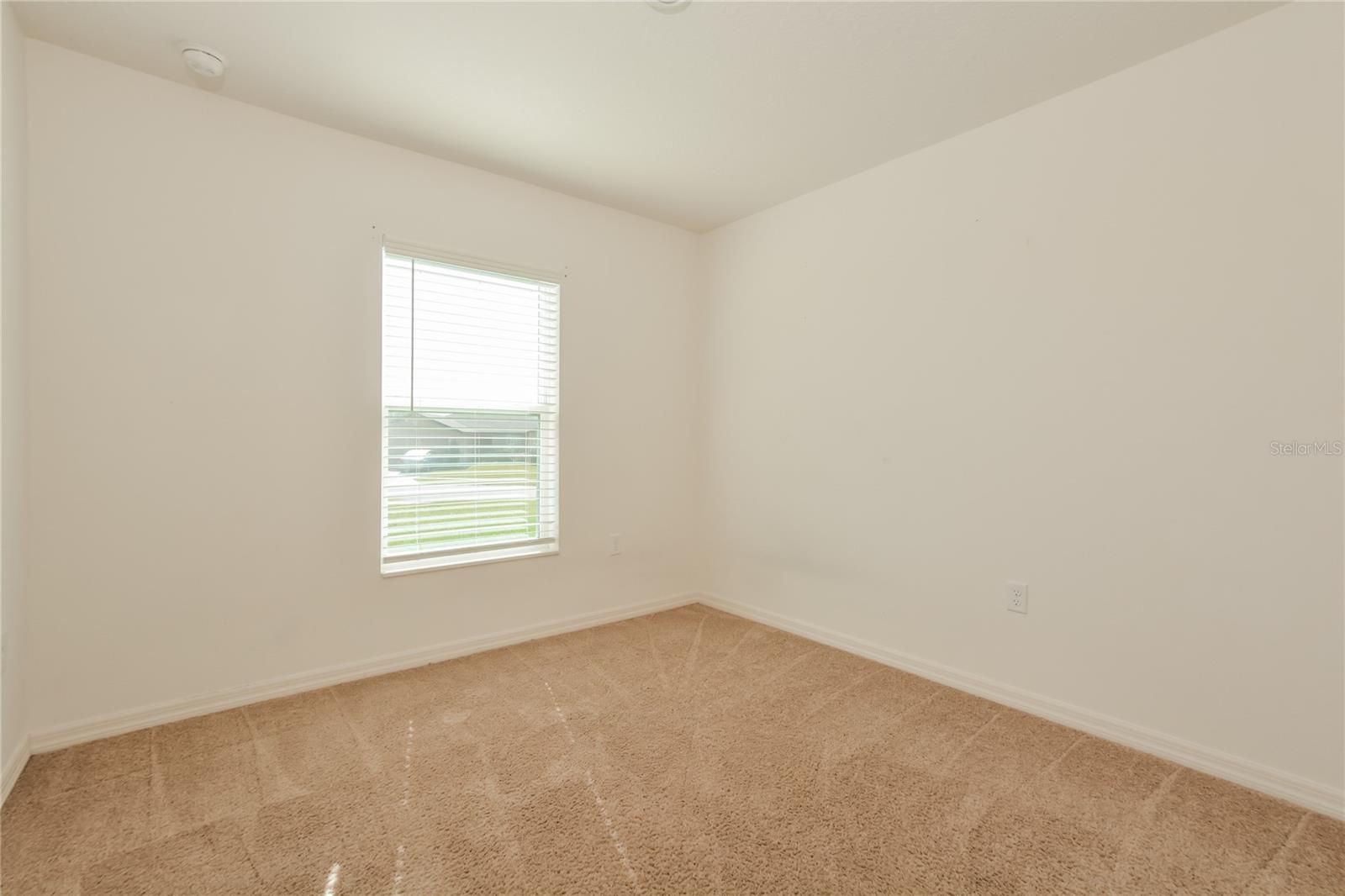 1689 HIDEAWAY FLAT ST, MASCOTTE, FL, 34753