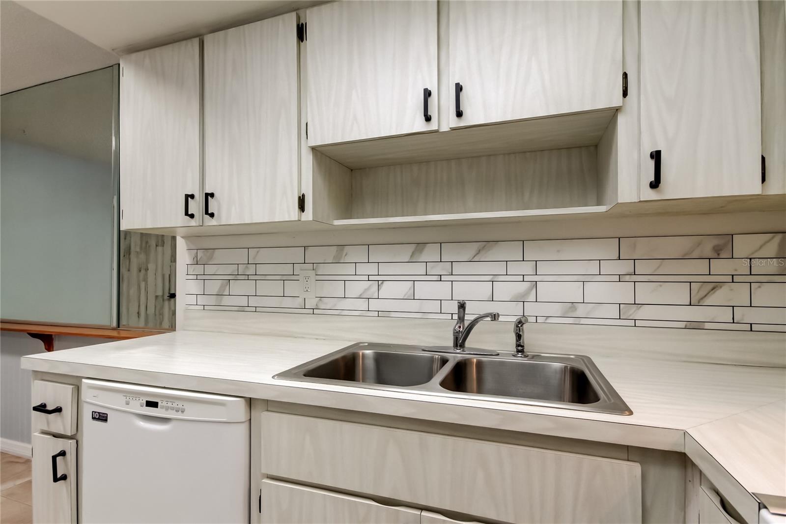 2380 SHELLY DR #B, PALM HARBOR, FL, 34684