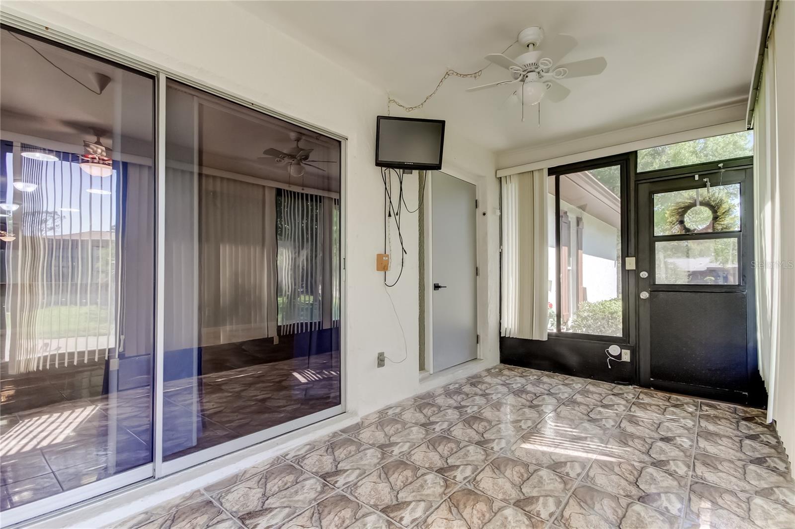 2380 SHELLY DR #B, PALM HARBOR, FL, 34684