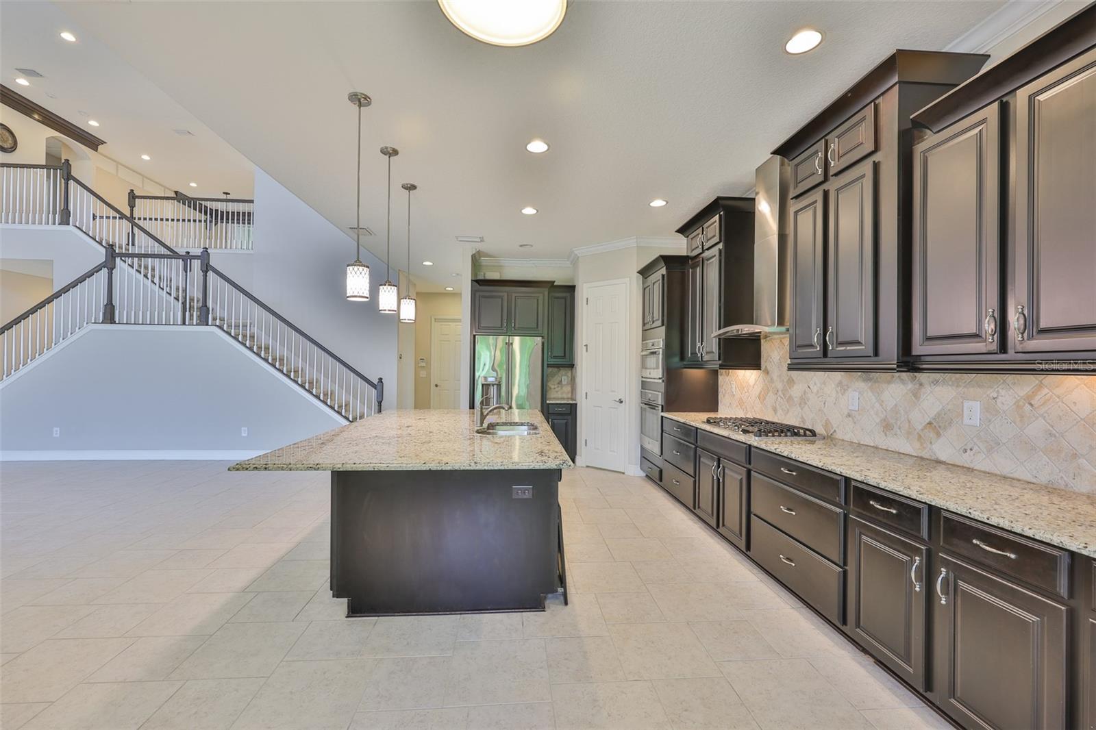 6913 PARK STRAND DR, APOLLO BEACH, FL, 33572