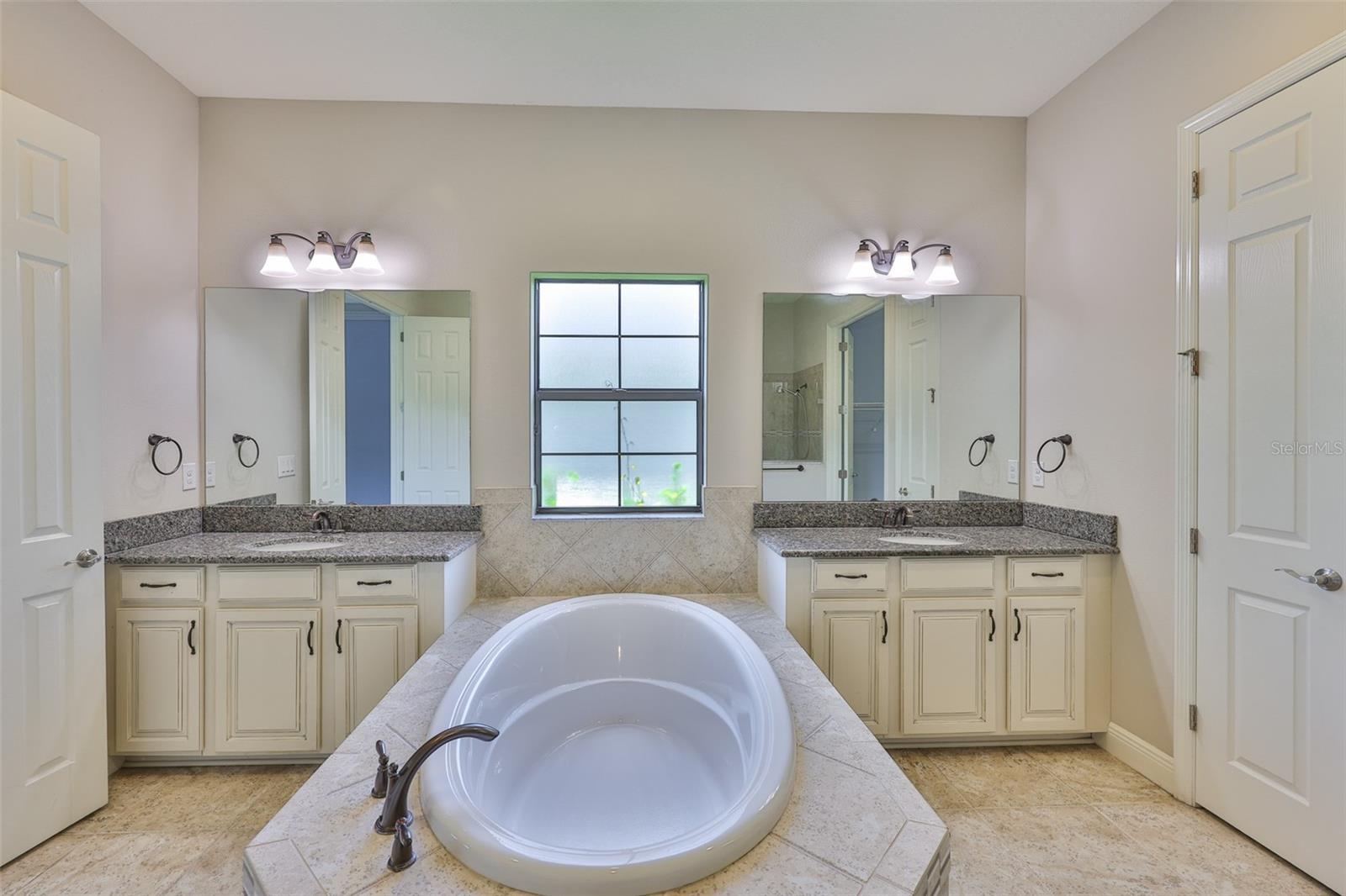 6913 PARK STRAND DR, APOLLO BEACH, FL, 33572