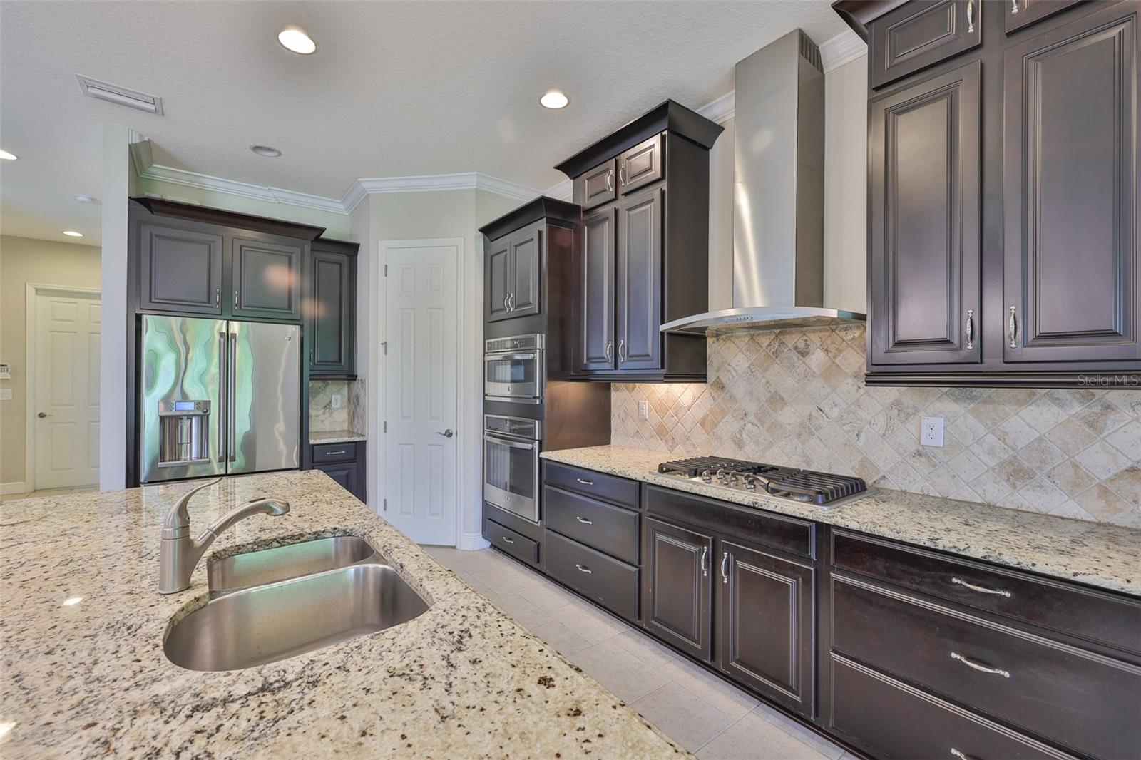 6913 PARK STRAND DR, APOLLO BEACH, FL, 33572