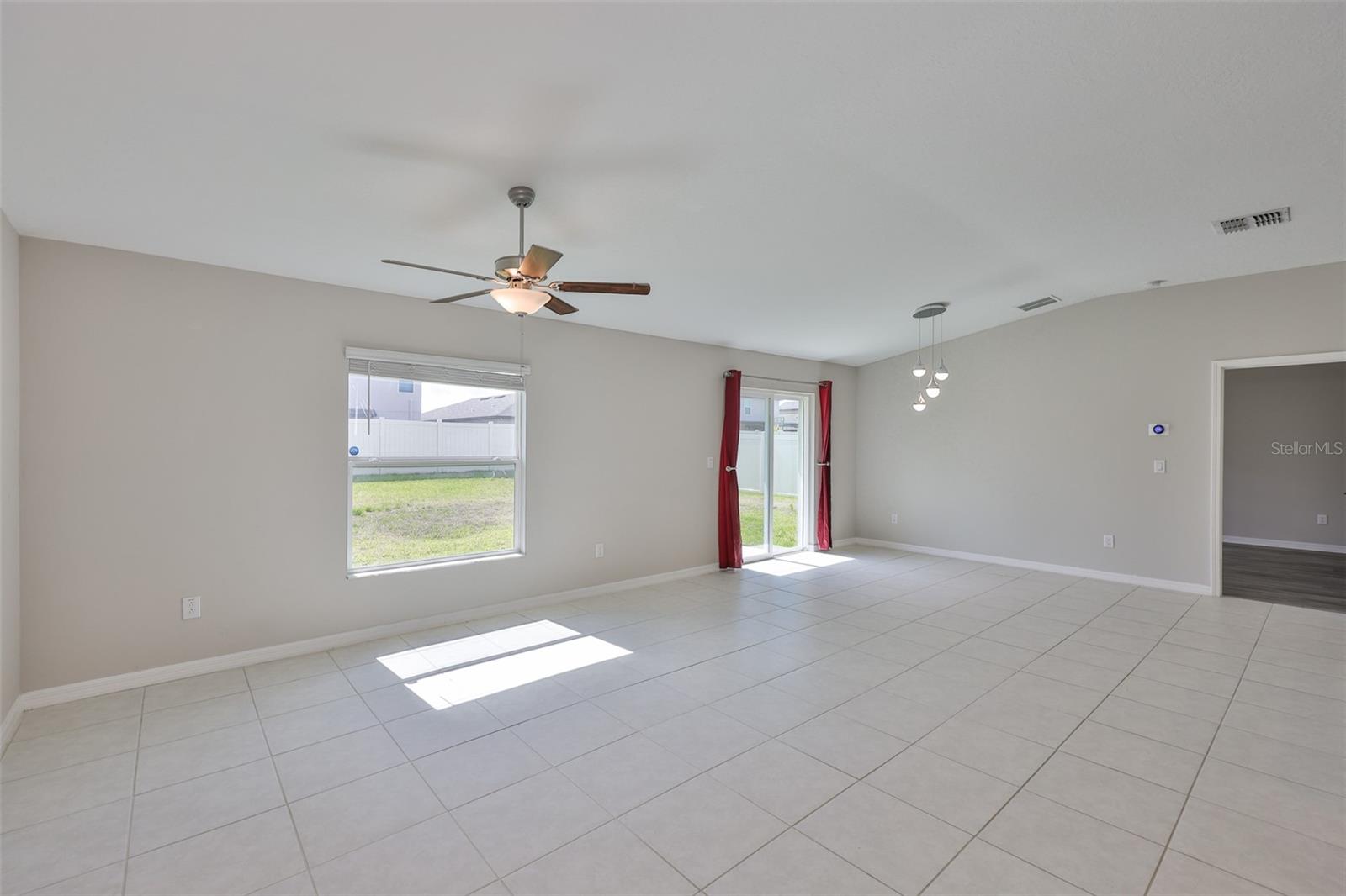 15411 MILLER CREEK DR, SUN CITY CENTER, FL, 33573