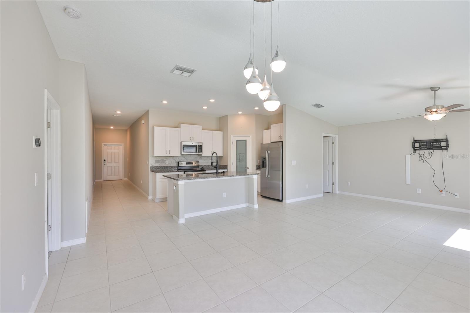 15411 MILLER CREEK DR, SUN CITY CENTER, FL, 33573
