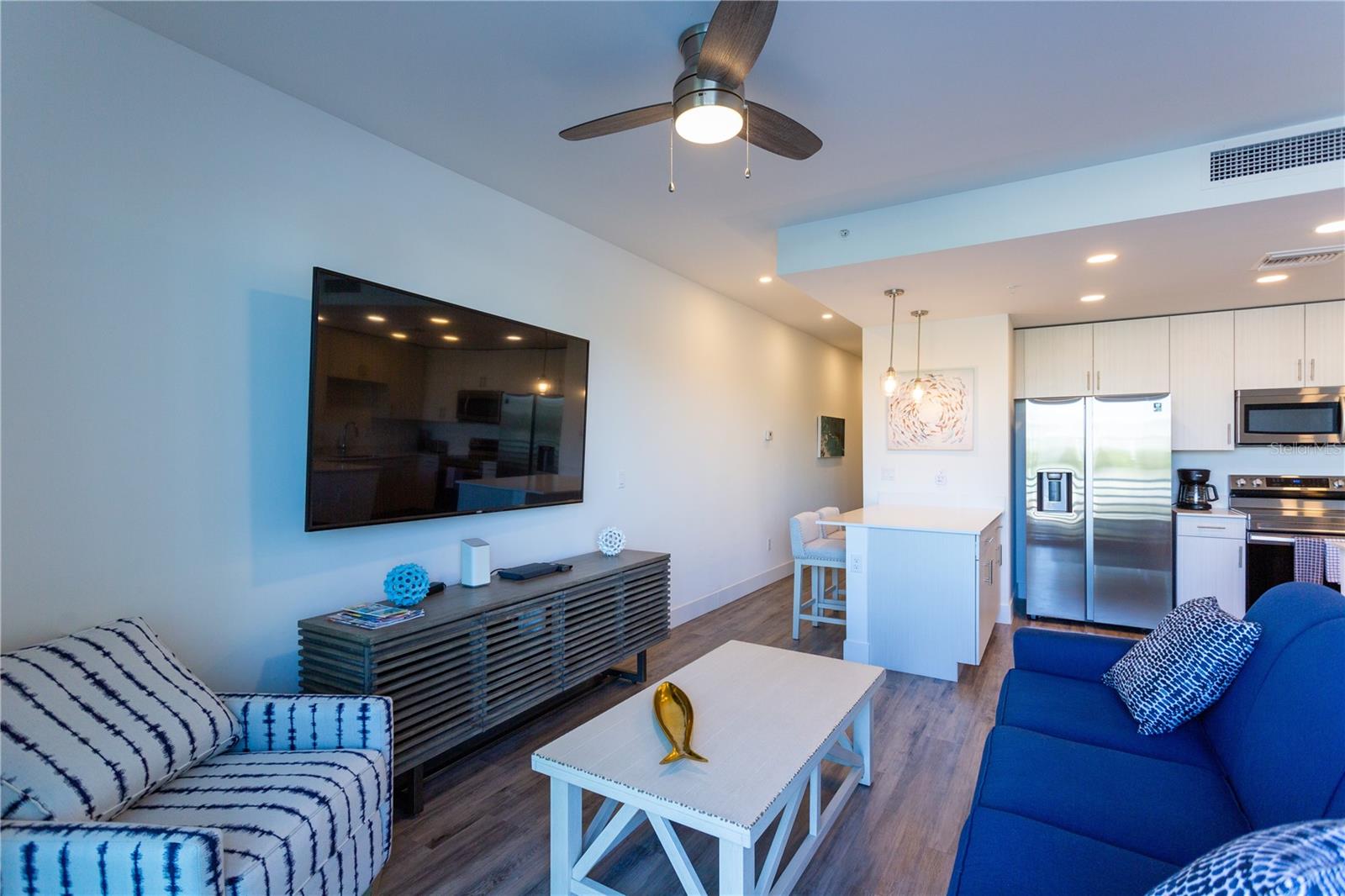 1709 N TAMIAMI TRL #215, SARASOTA, FL, 34234