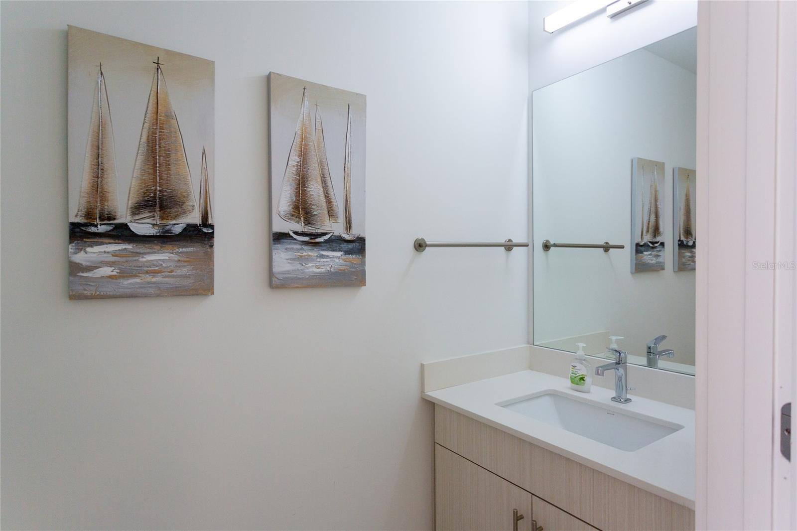 1709 N TAMIAMI TRL #215, SARASOTA, FL, 34234