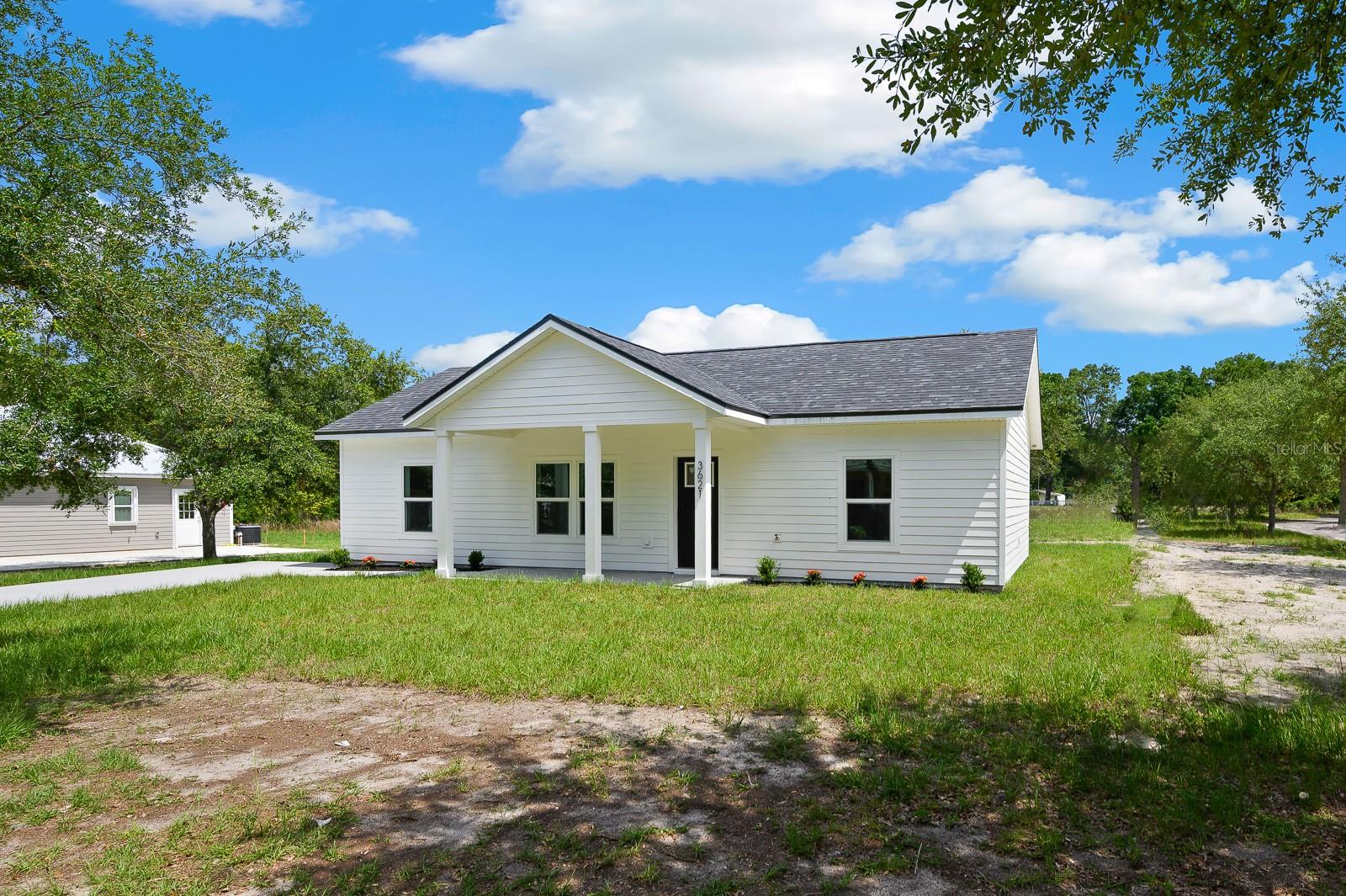 872 SW 2ND AVE, TRENTON, FL, 32693