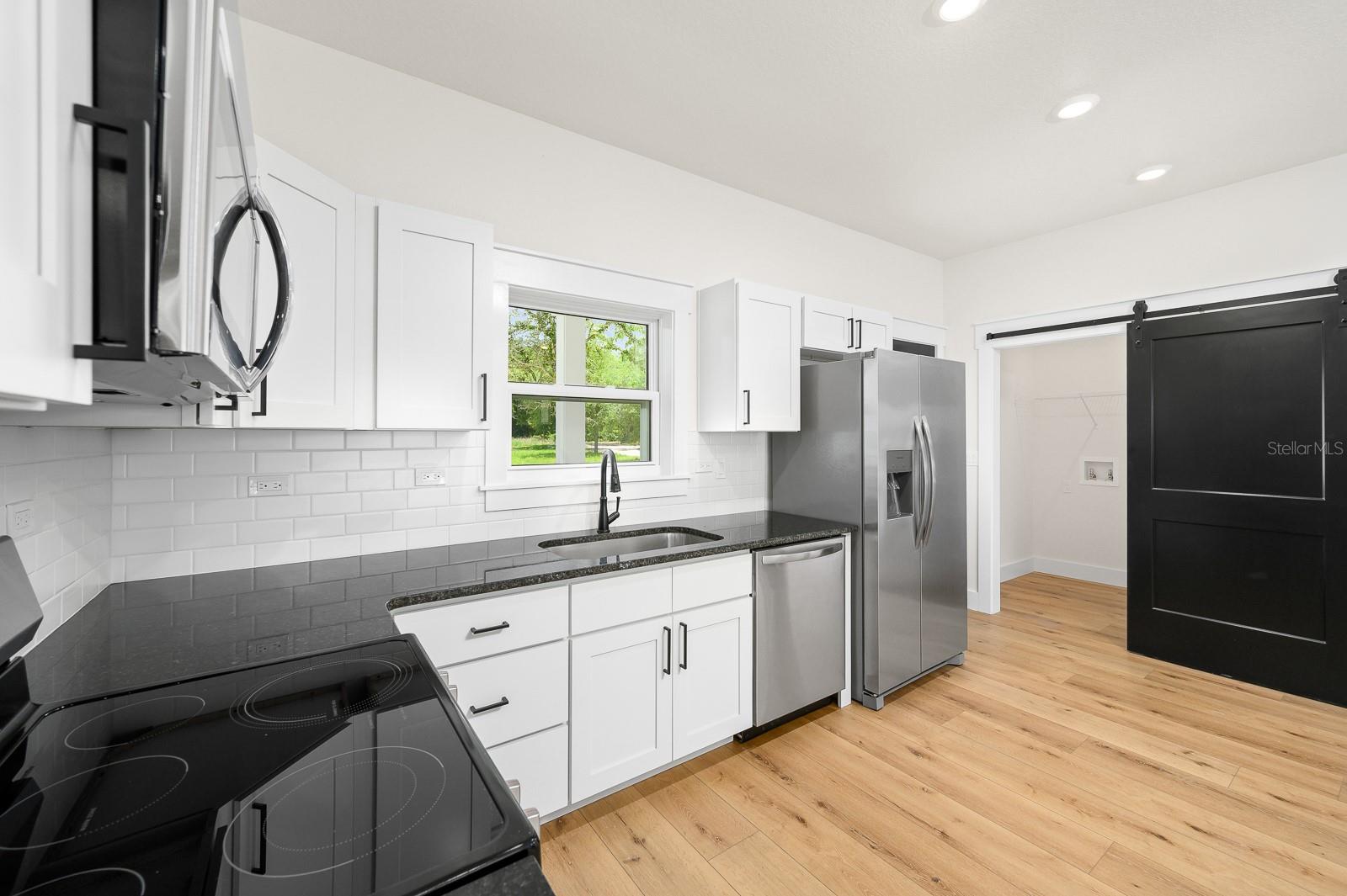 872 SW 2ND AVE, TRENTON, FL, 32693