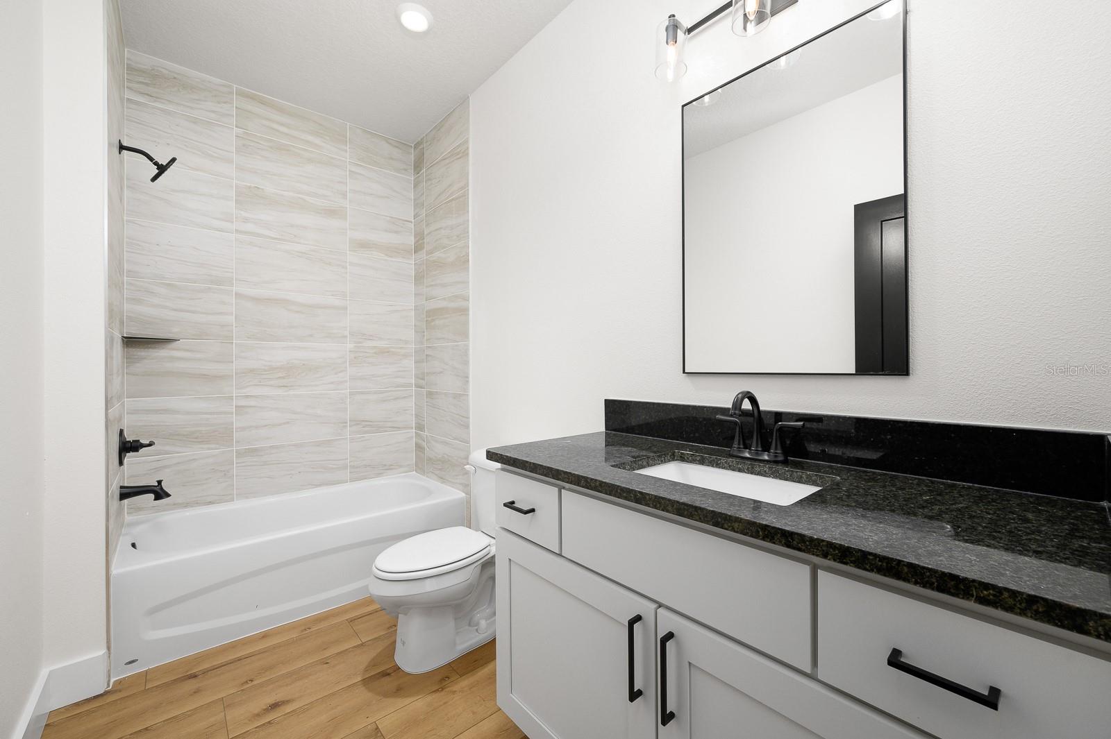 872 SW 2ND AVE, TRENTON, FL, 32693