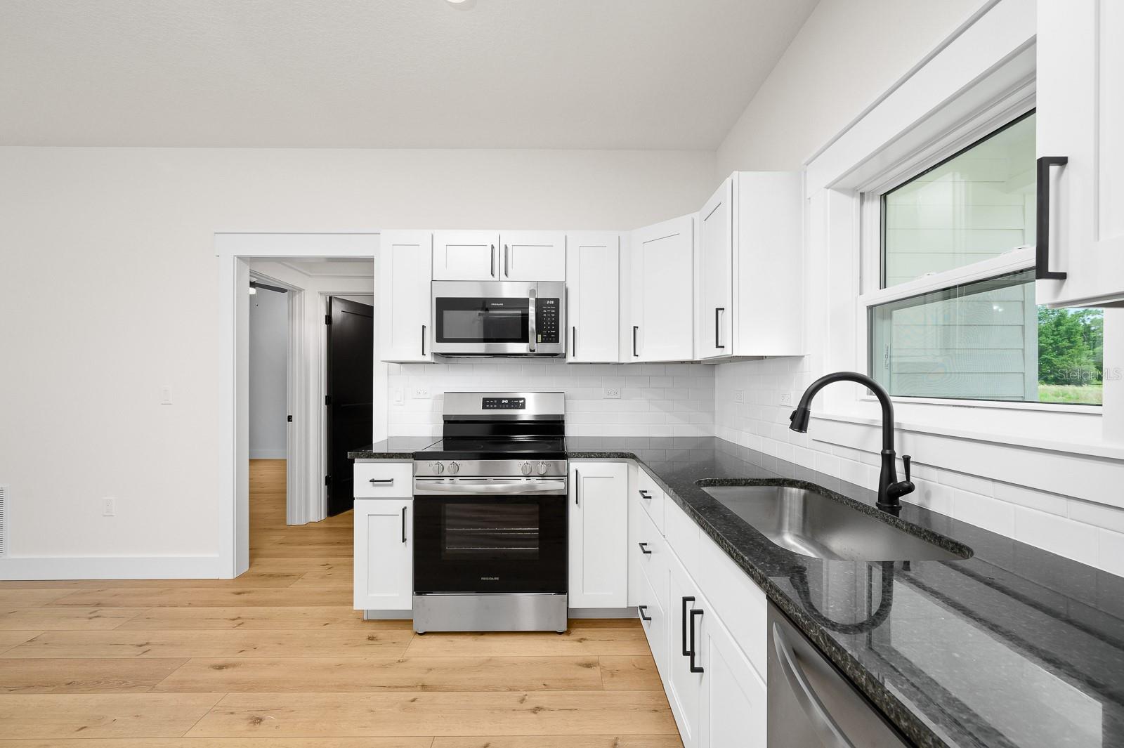 872 SW 2ND AVE, TRENTON, FL, 32693