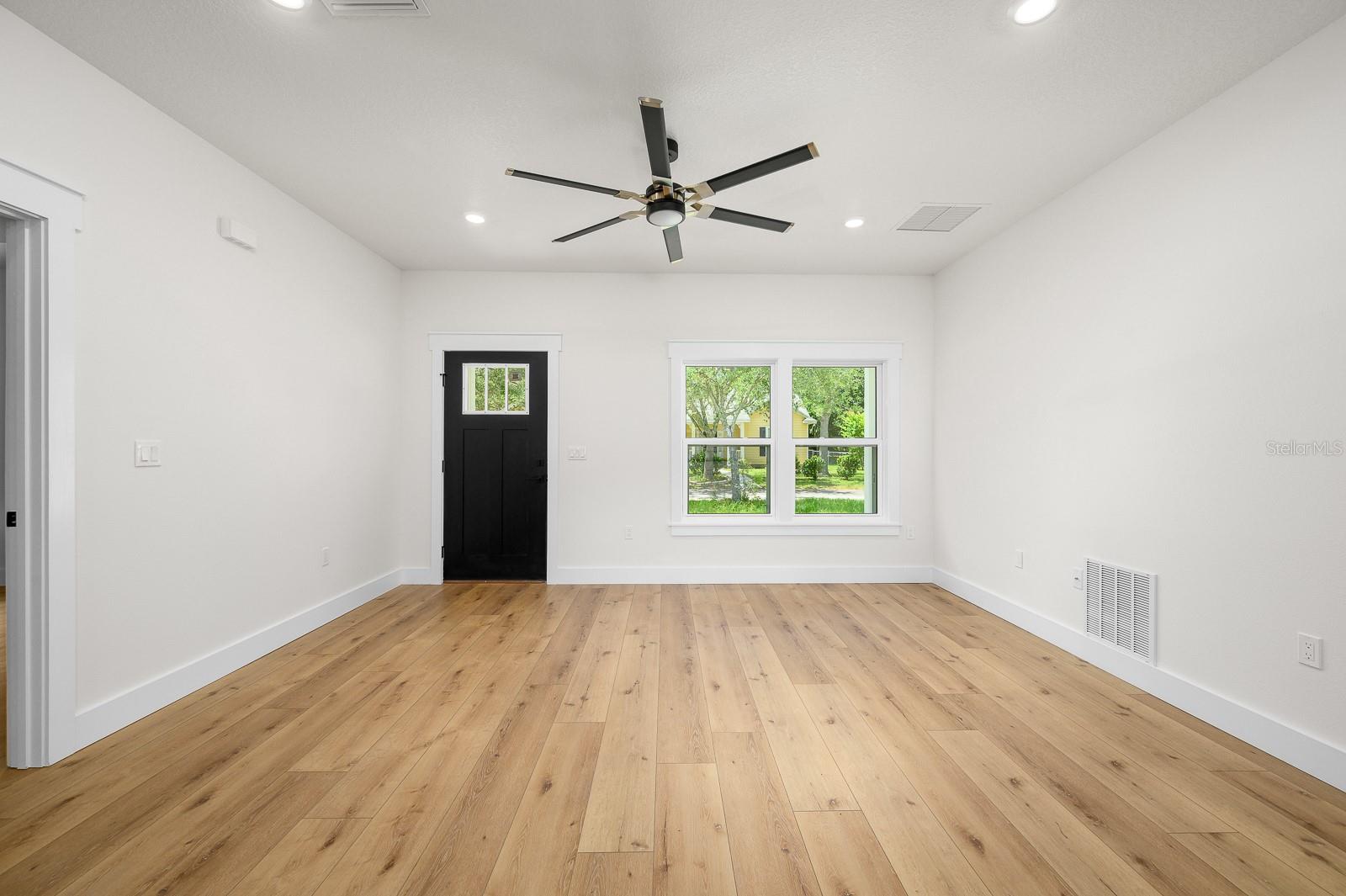 872 SW 2ND AVE, TRENTON, FL, 32693