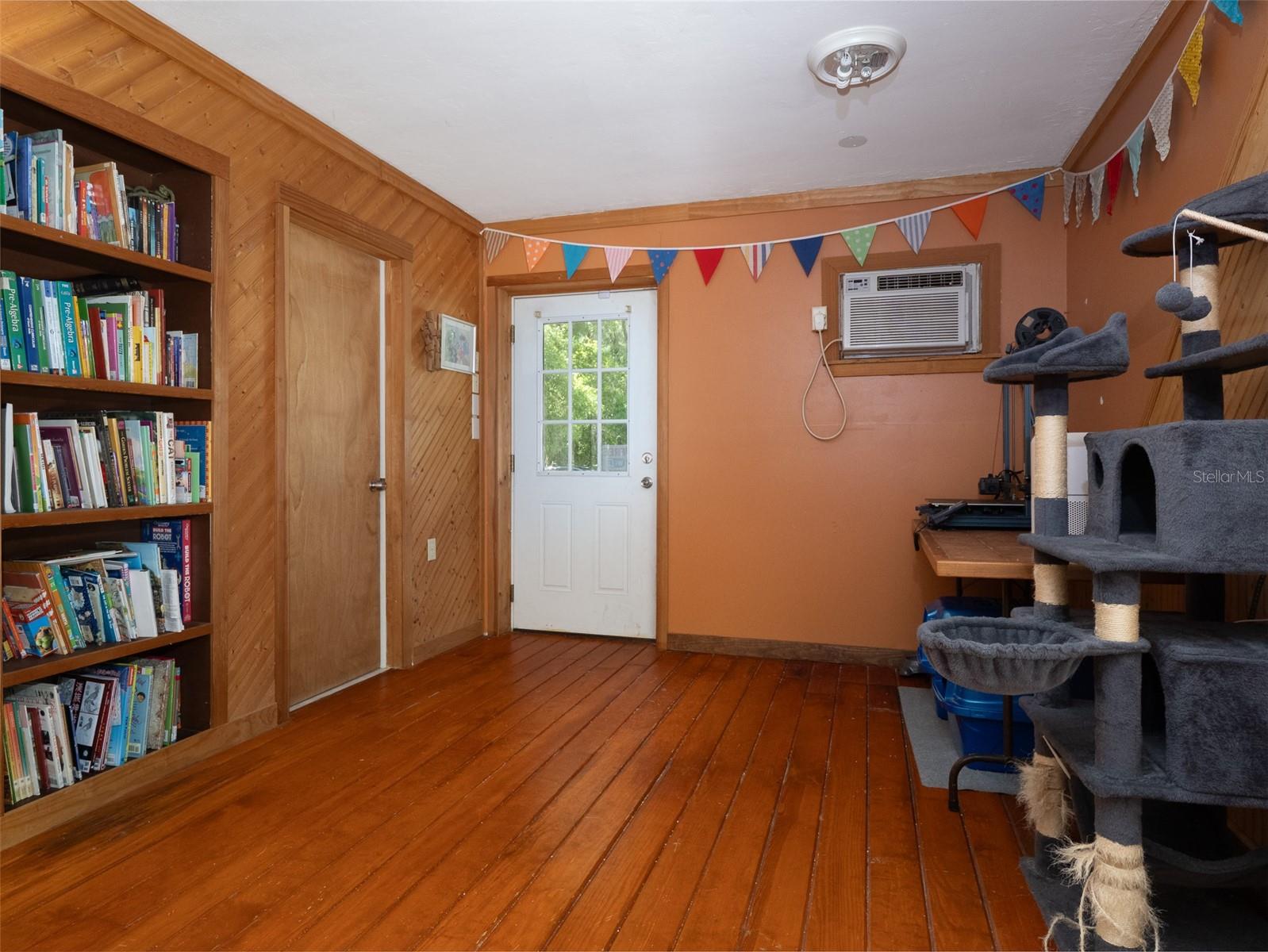 818 NW 202 ST, NEWBERRY, FL, 32669