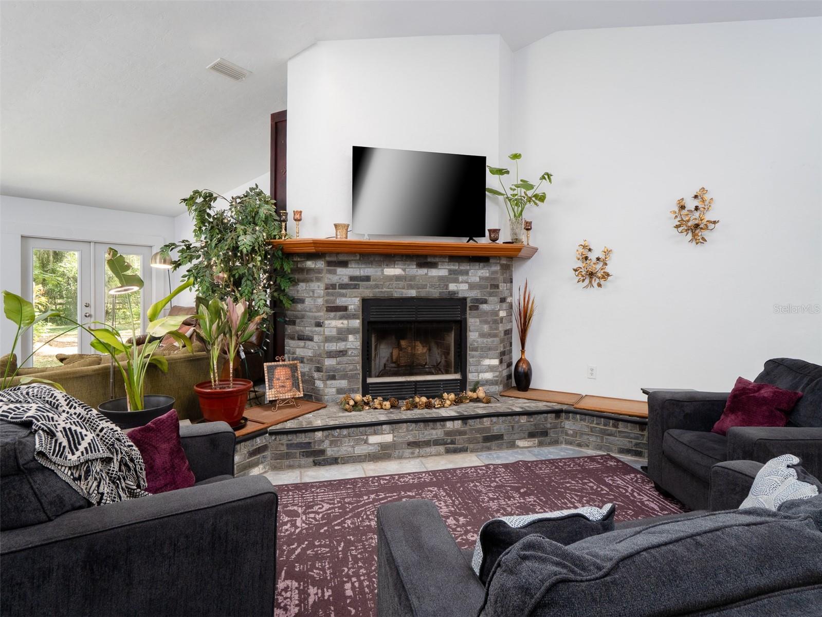 818 NW 202 ST, NEWBERRY, FL, 32669