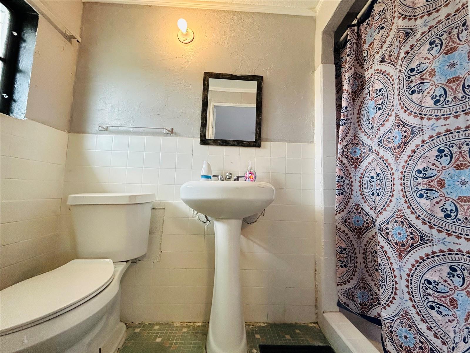 553597 US HIGHWAY 1 #Unit 4, HILLIARD, FL, 32046