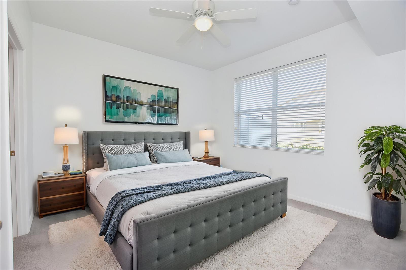 6352 SEDGEFORD DR, LAKELAND, FL, 33811