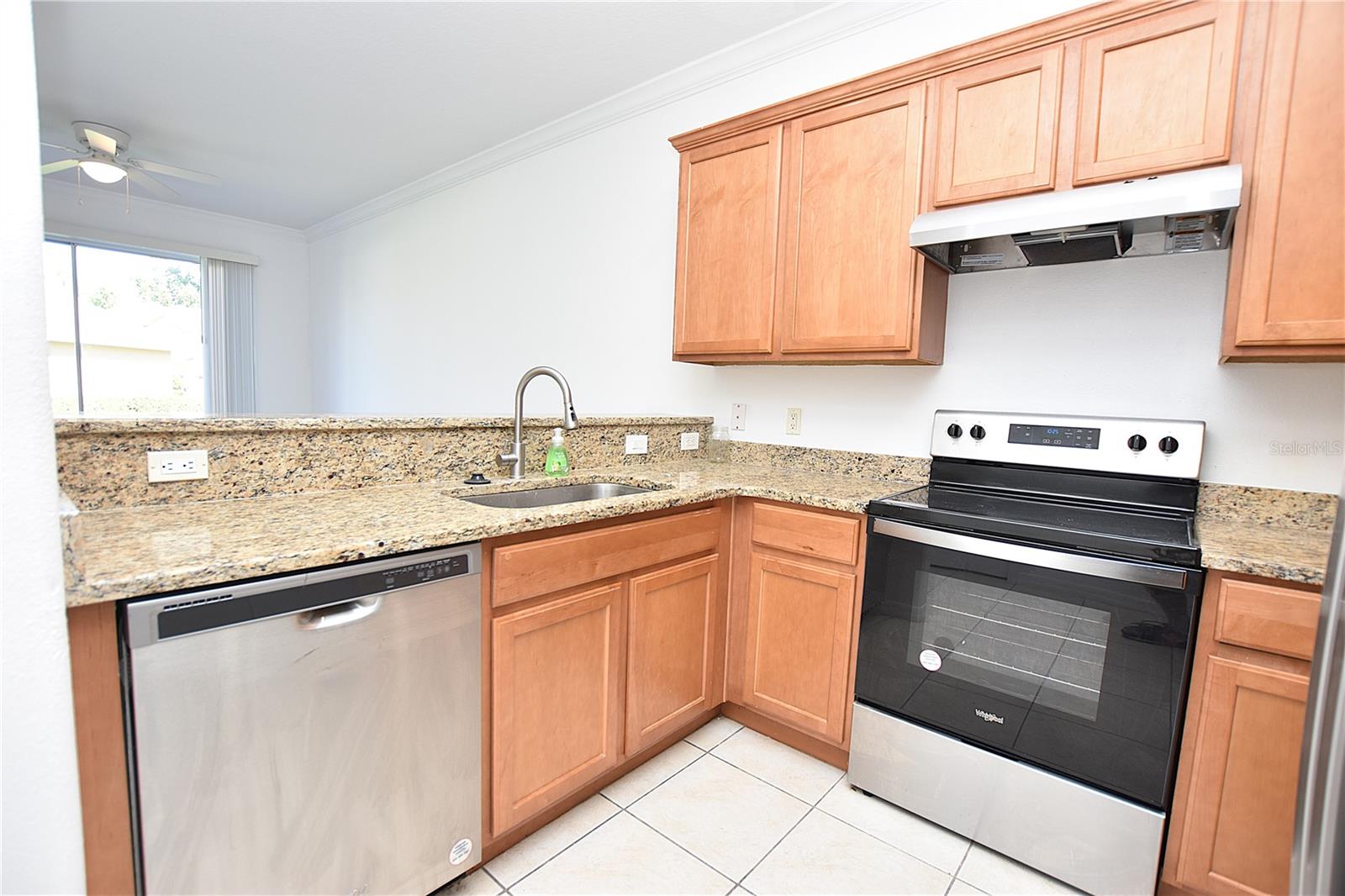 6352 SEDGEFORD DR, LAKELAND, FL, 33811