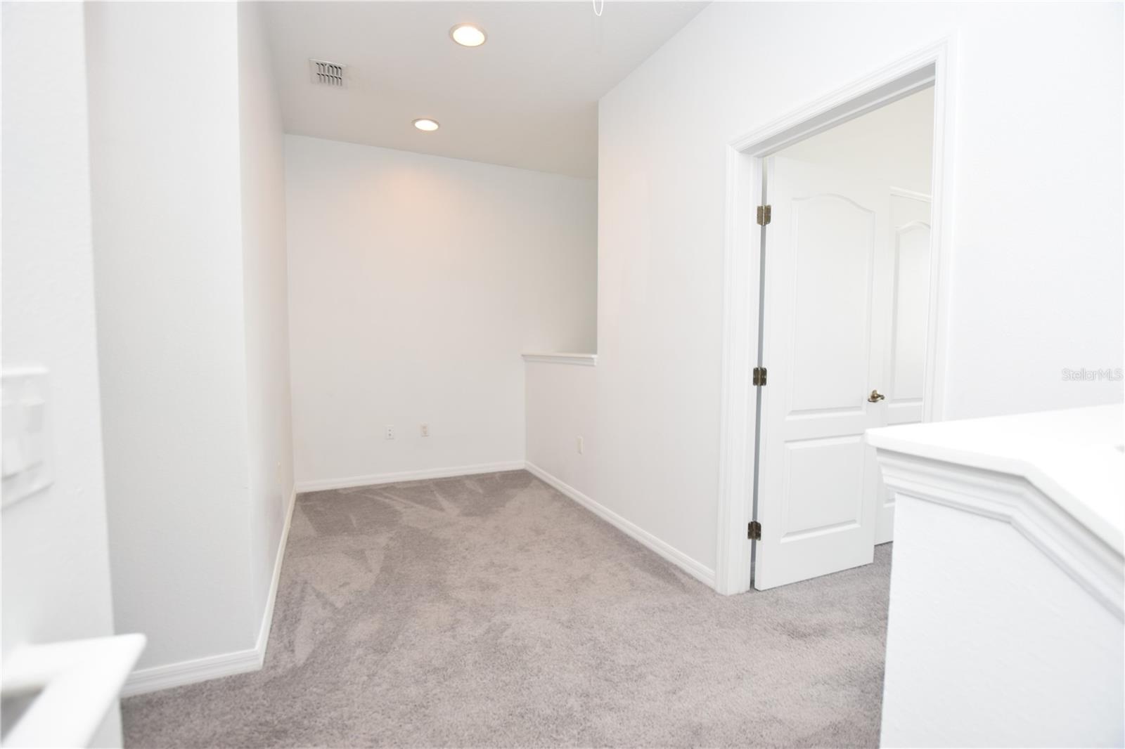 6352 SEDGEFORD DR, LAKELAND, FL, 33811