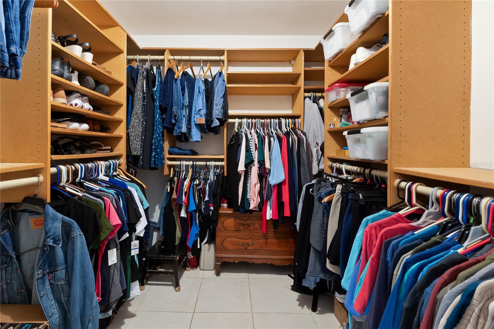 8350 40TH AVE N, ST PETERSBURG, FL, 33709