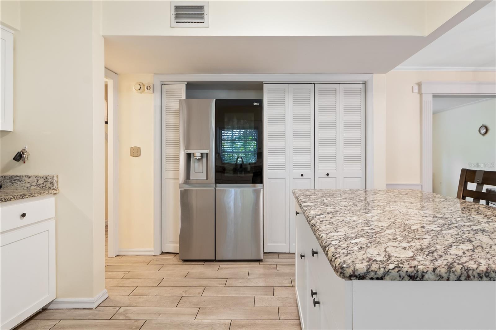 8350 40TH AVE N, ST PETERSBURG, FL, 33709