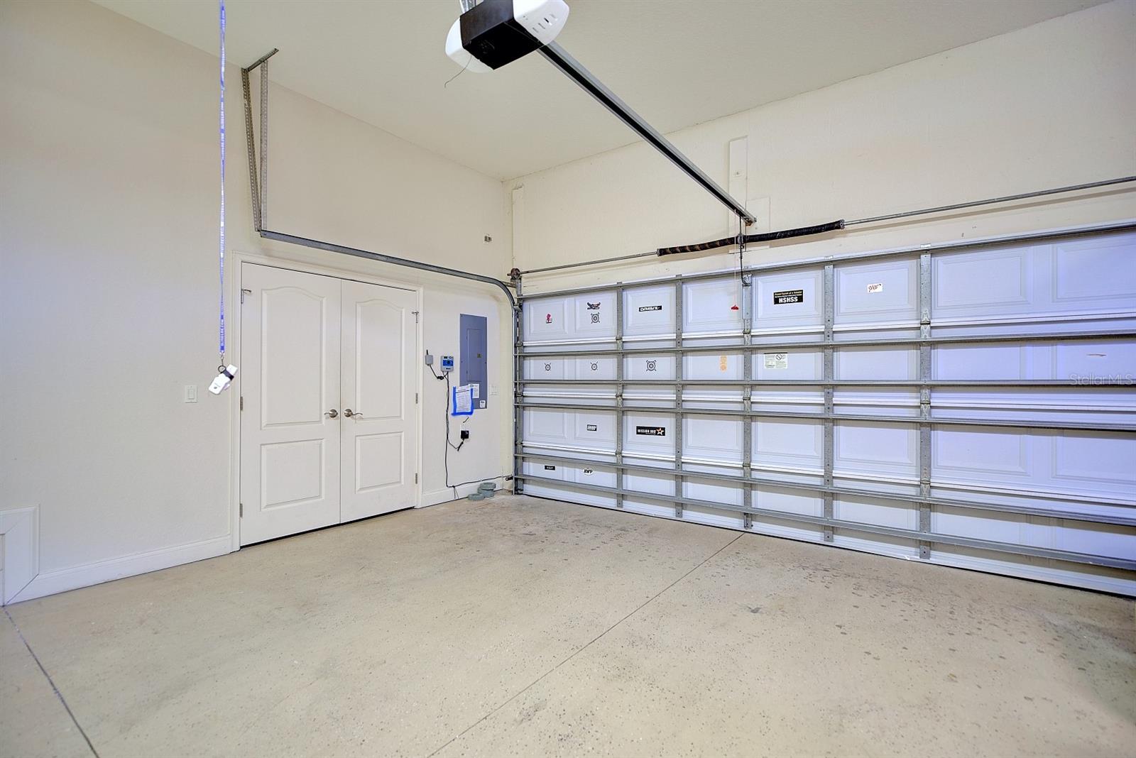 2032 INDIAN SKY CIR, LAKELAND, FL, 33813