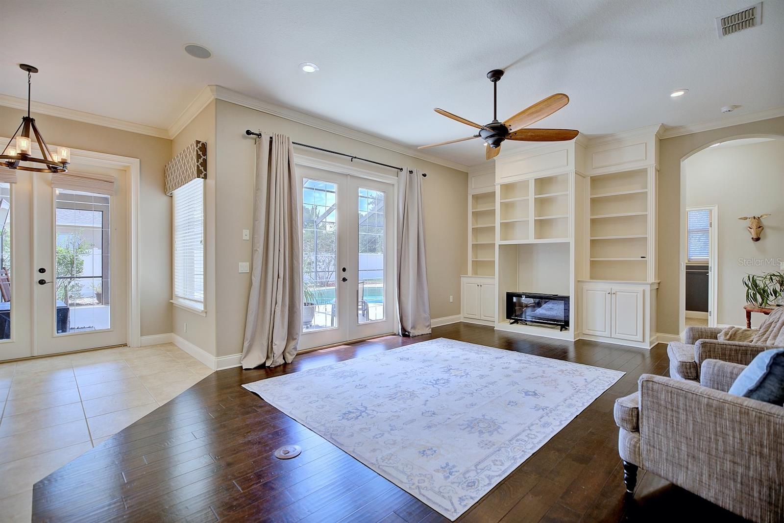 2032 INDIAN SKY CIR, LAKELAND, FL, 33813