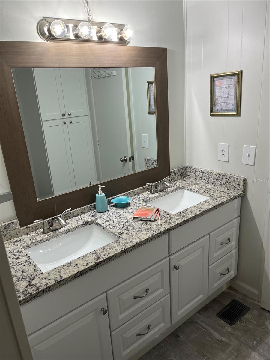 202 MANTUA DR, VENICE, FL, 34285