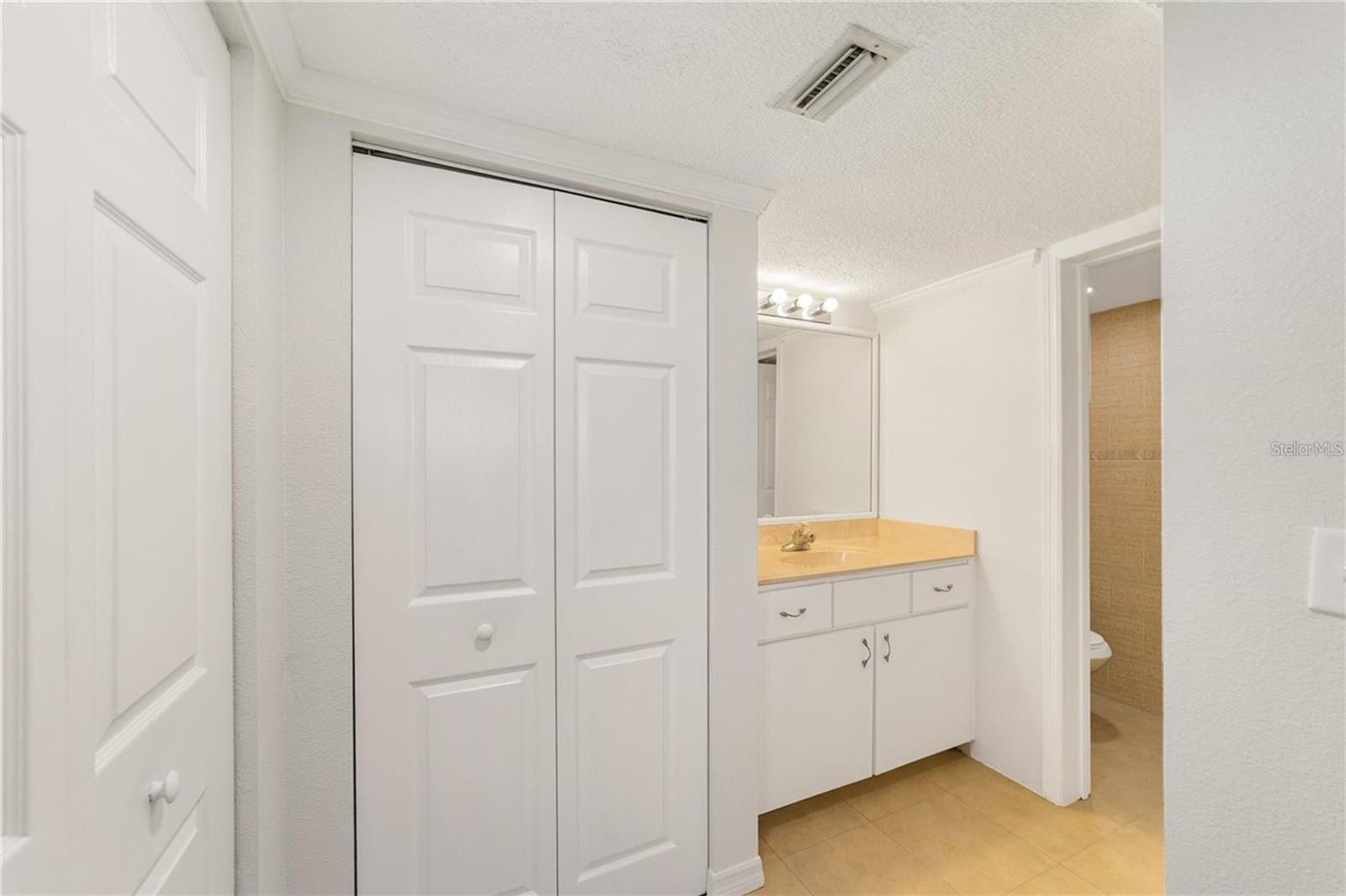 563 MIDWAY TRAK #K103, OCALA, FL, 34472