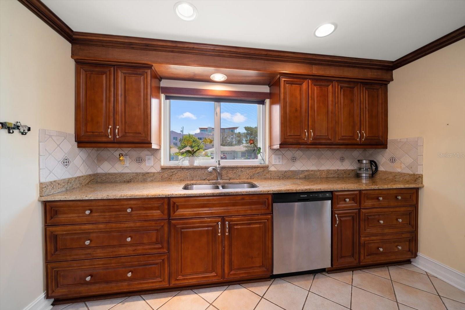 1963 EDGEWATER DR, CLEARWATER, FL, 33755