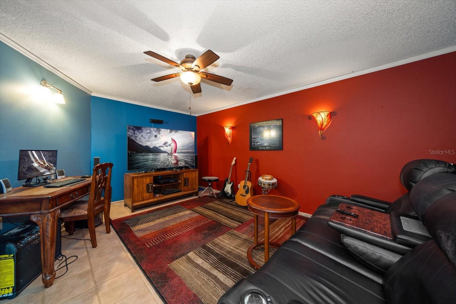 1963 EDGEWATER DR, CLEARWATER, FL, 33755