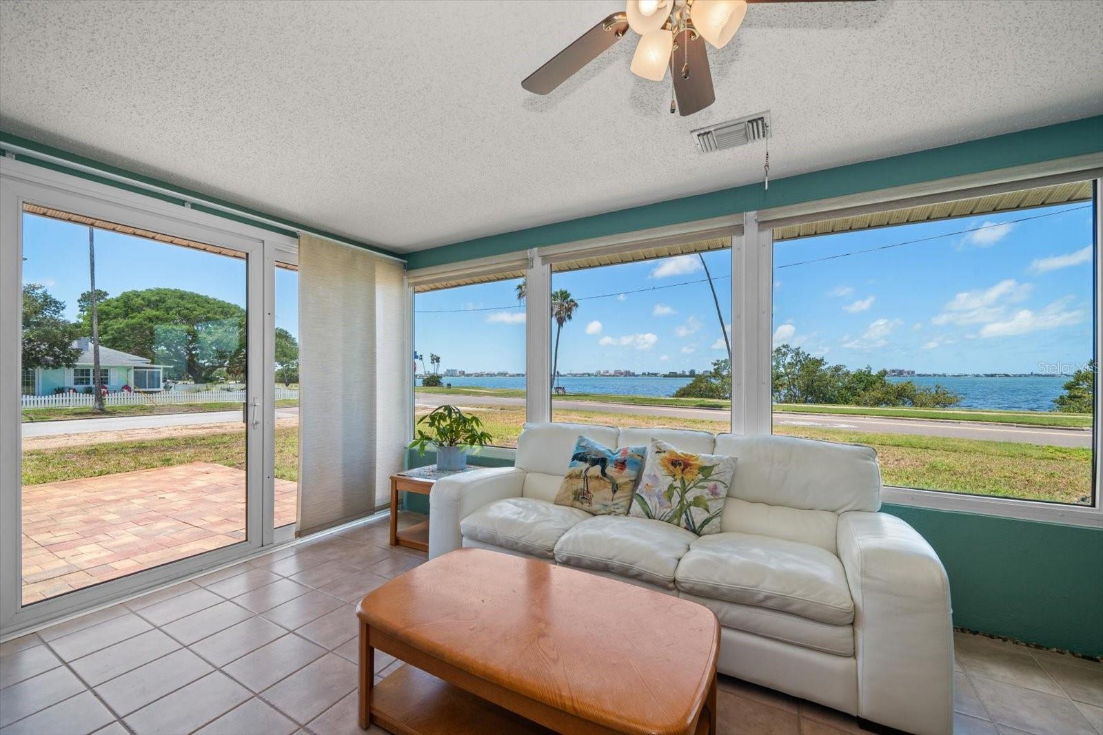 1963 EDGEWATER DR, CLEARWATER, FL, 33755