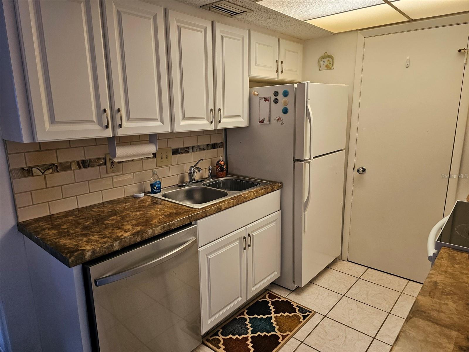 6114 43RD ST W #203E, BRADENTON, FL, 34210