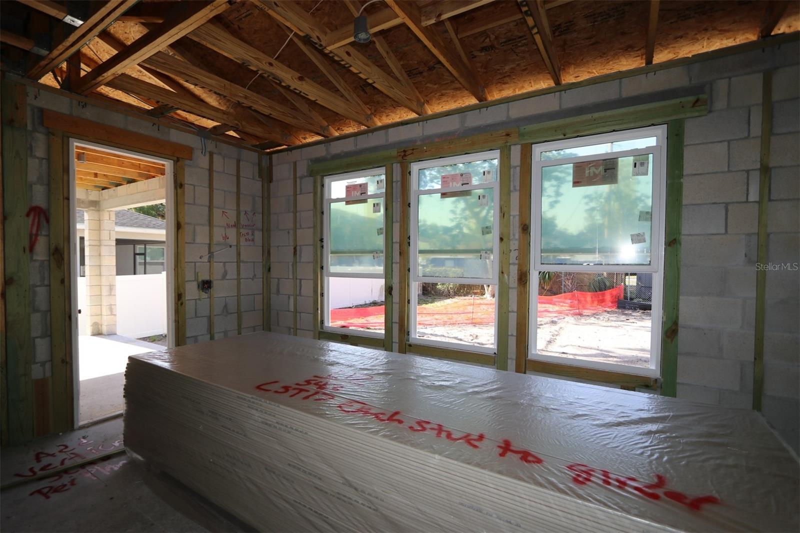 3108 W VARN AVE, TAMPA, FL, 33611