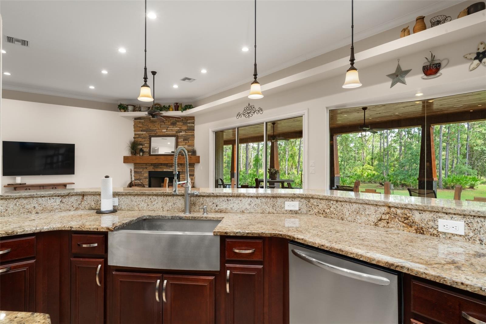 3324 MILLER AVE, LAKE PLACID, FL, 33852